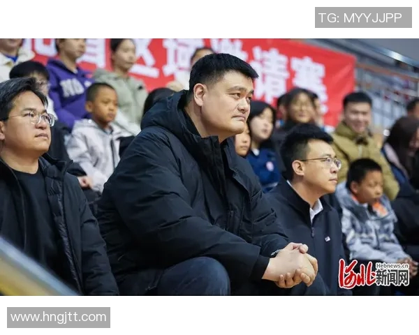 姚明笑容背后的深意与看法探讨,篮球巨星如何影响社会与文化 姚明笑容背后的深意与看法探讨,篮球巨星如何影响社会与文化